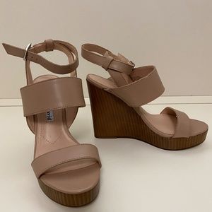 NWOT Charles David Wedge Heels